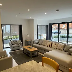 10 Argyle Court Whitby